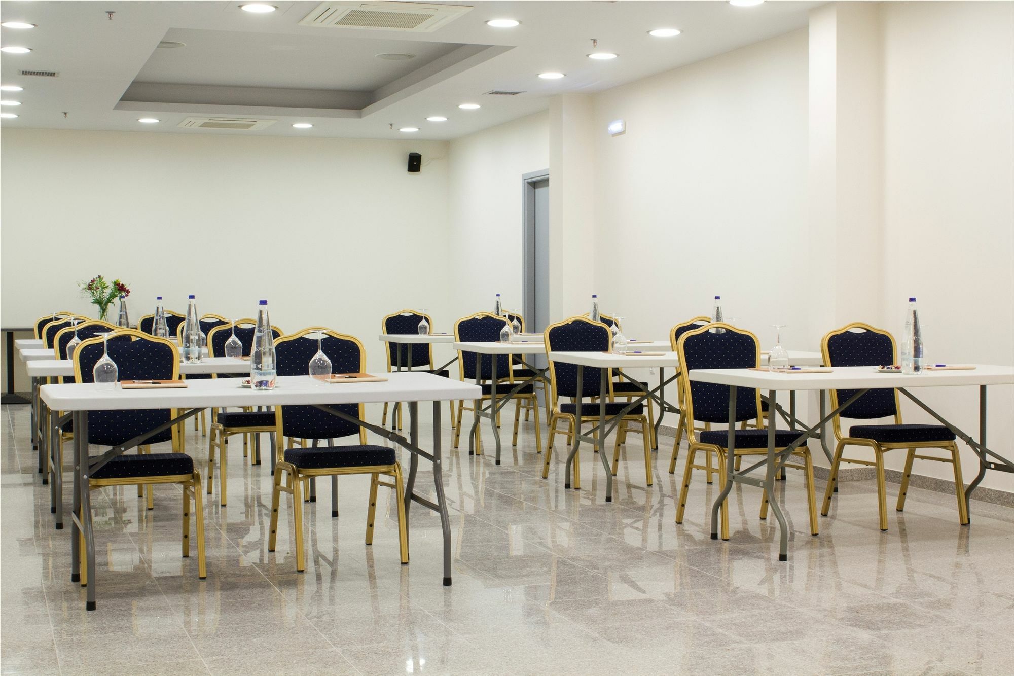 Tripoli City Hotel Buitenkant foto